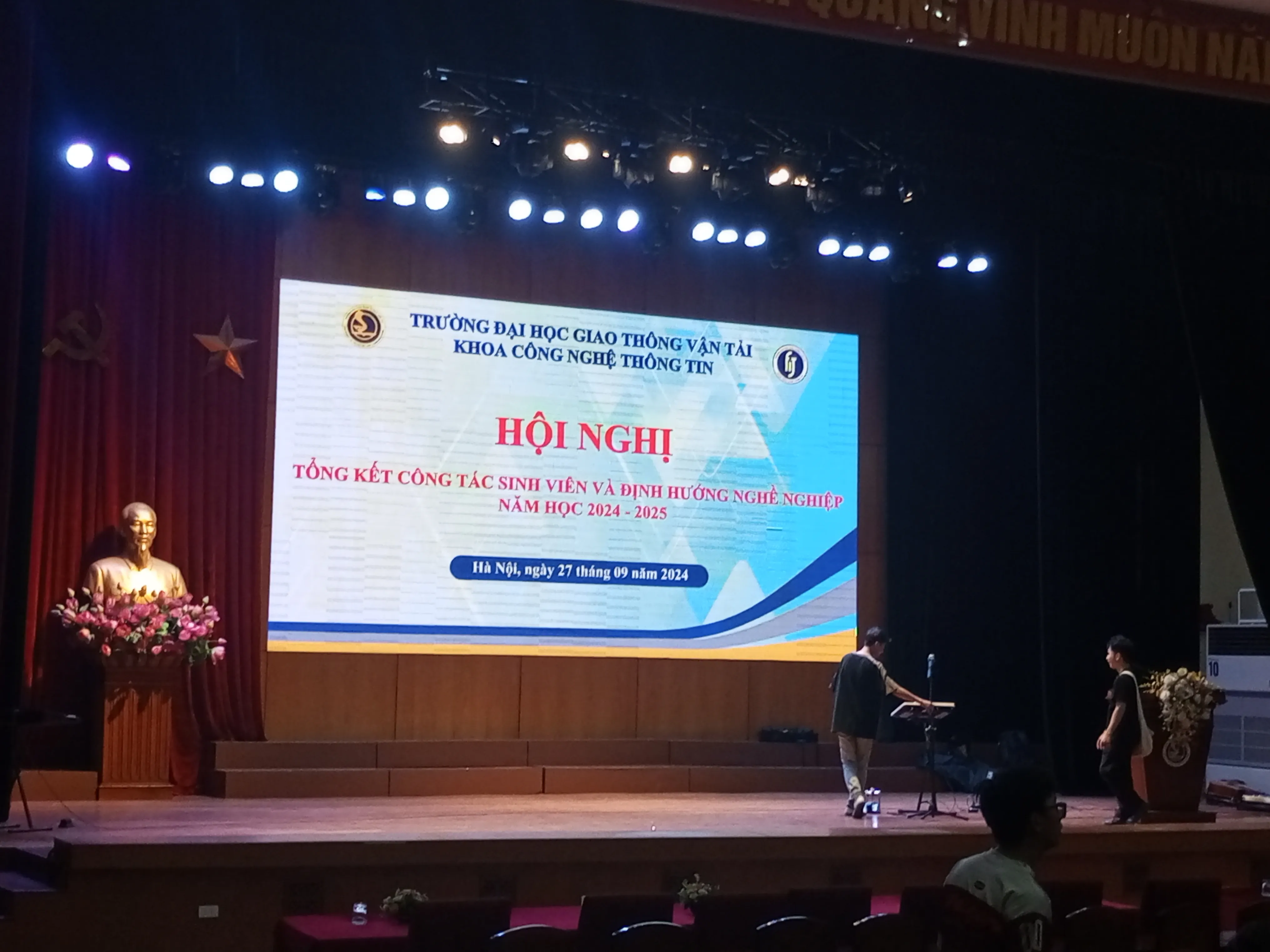 Khoảnh khắc 01